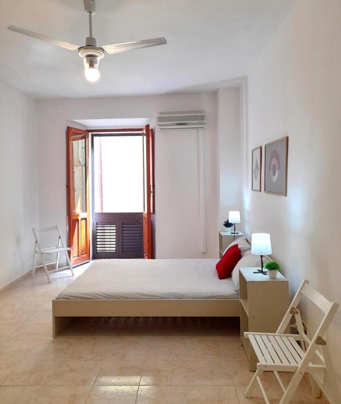 Casa A Bosa In Centro Storico Villa Exteriör bild